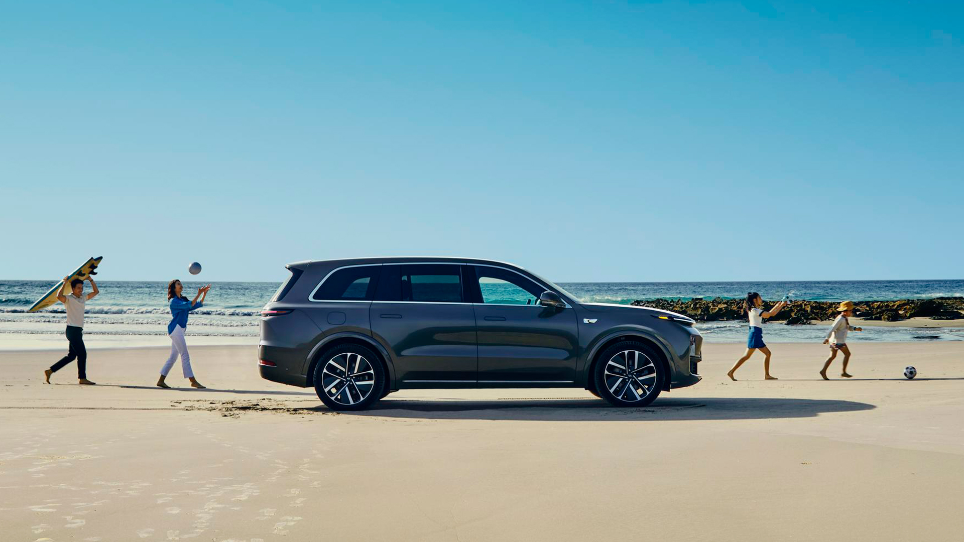 Li L9 – новий стандарт комфорту для сім'ї та далеких поїздок