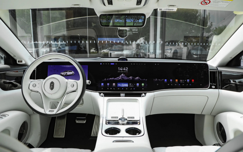 Maextro S800 PHEV фото салона