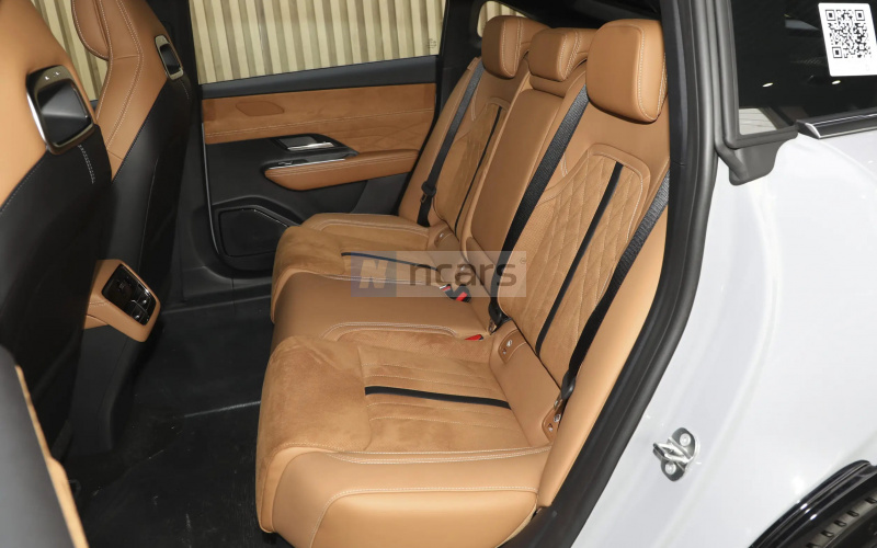 Mazda EZ-6 фото задній диван