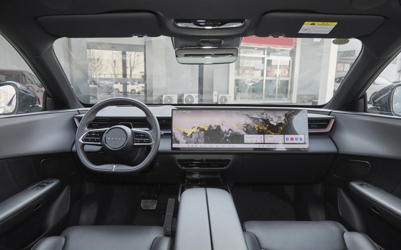 Mazda EZ-60 DM фото салону