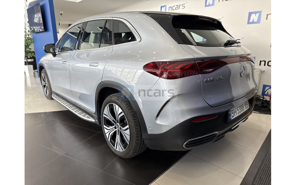 EQE SUV - 5