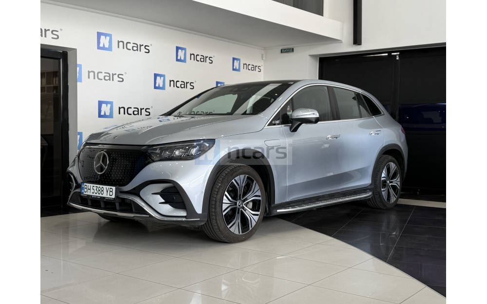 EQE SUV