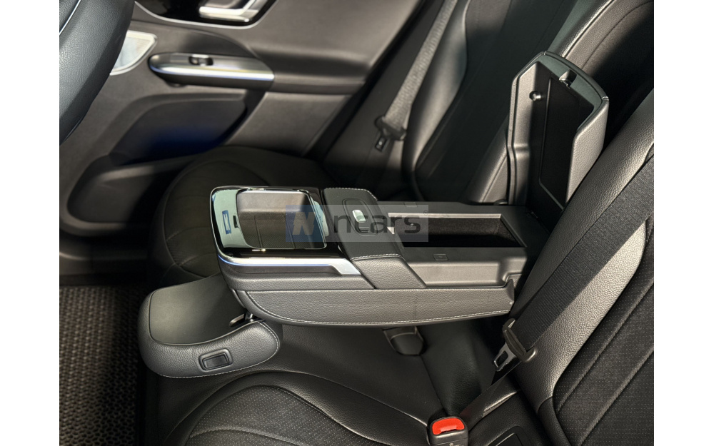EQE SUV - 29