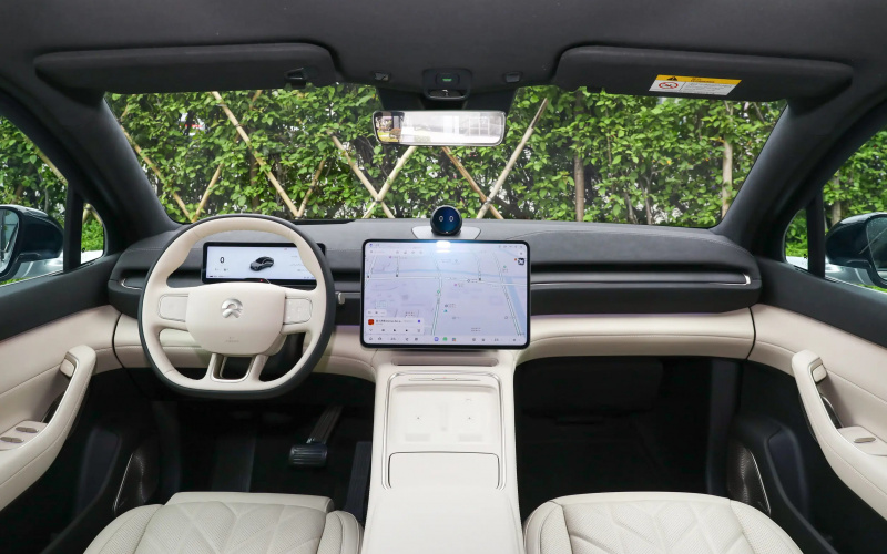 NIO EC6 фото салону