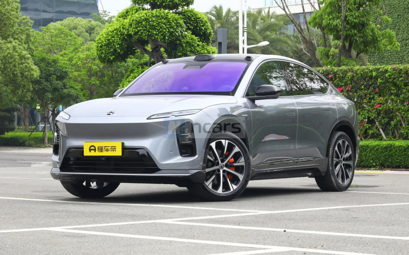 NIO EC6 фото спереди