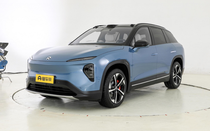 NIO ES7 фото спереду