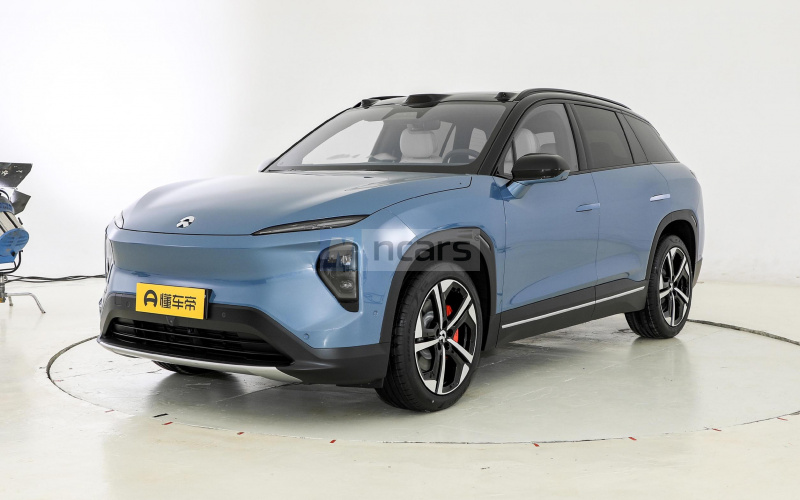 NIO ES7 фото спереди