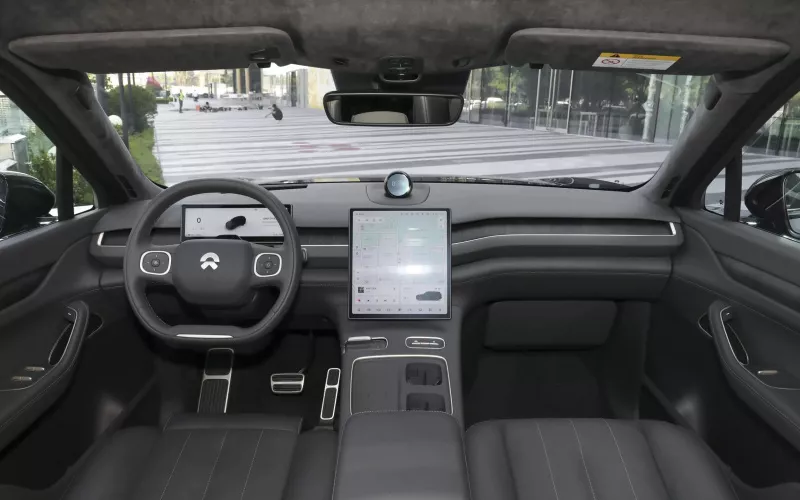 NIO ES8 фото салона
