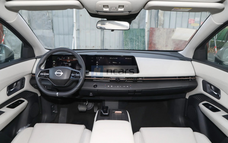 Nissan Ariya фото салона