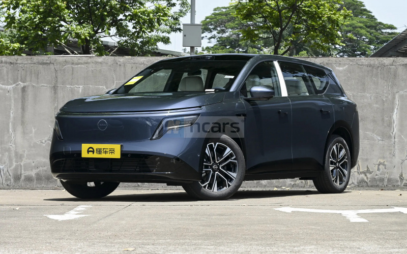 Nissan NX8 PHEV фото спереду