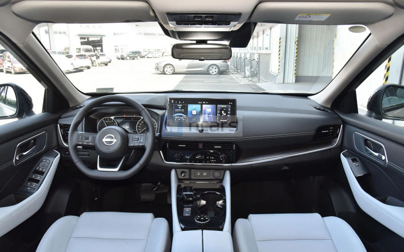 Nissan X-Trail e-Power фото салона