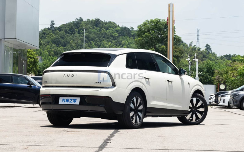 Audi E7X фото со стороны
