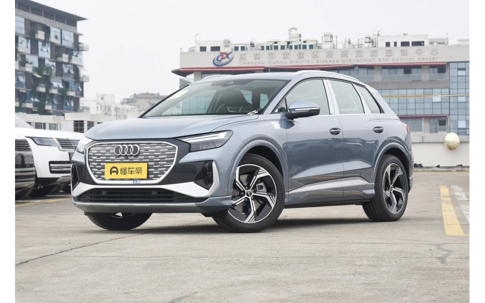 Q4 E-Tron