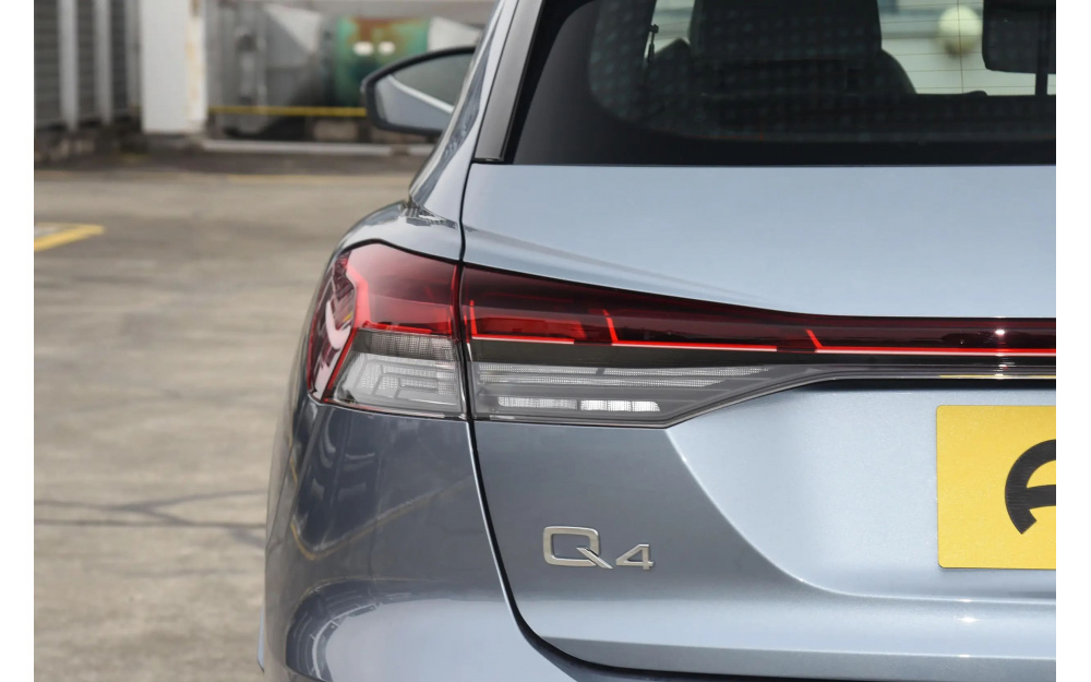 Q4 E-Tron - 11