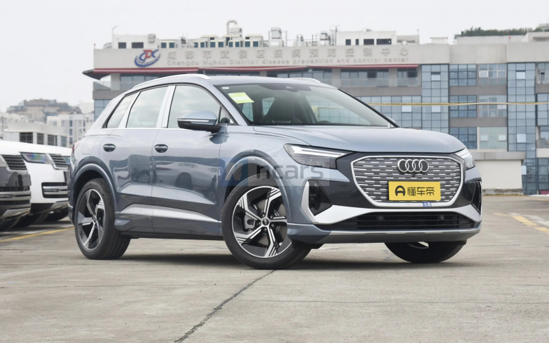 Audi Q4 E-Tron фото салону