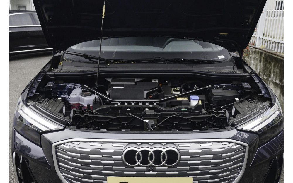 Q4 E-Tron - 14