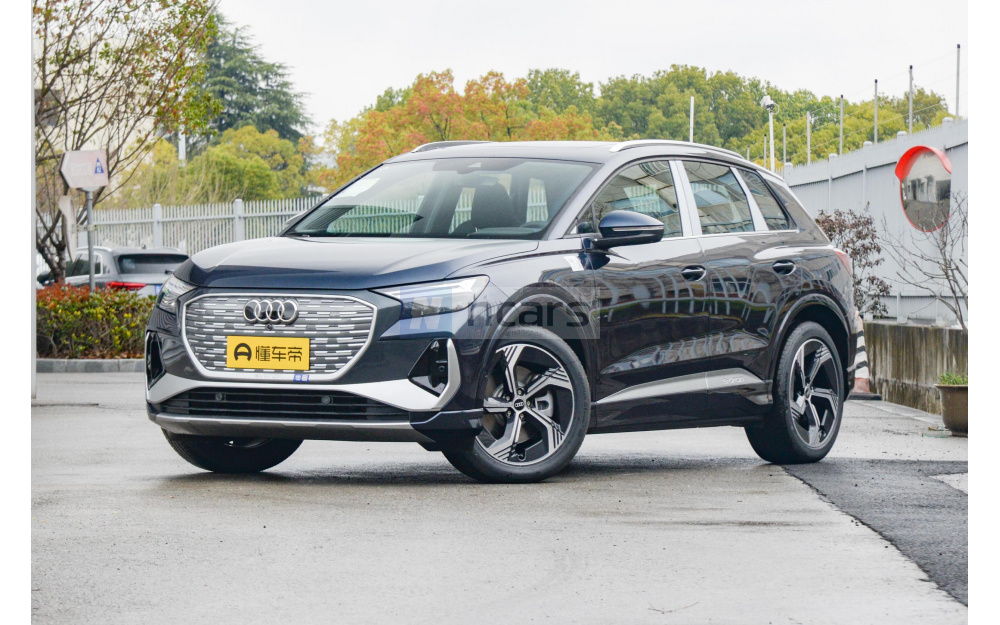 Q4 E-Tron