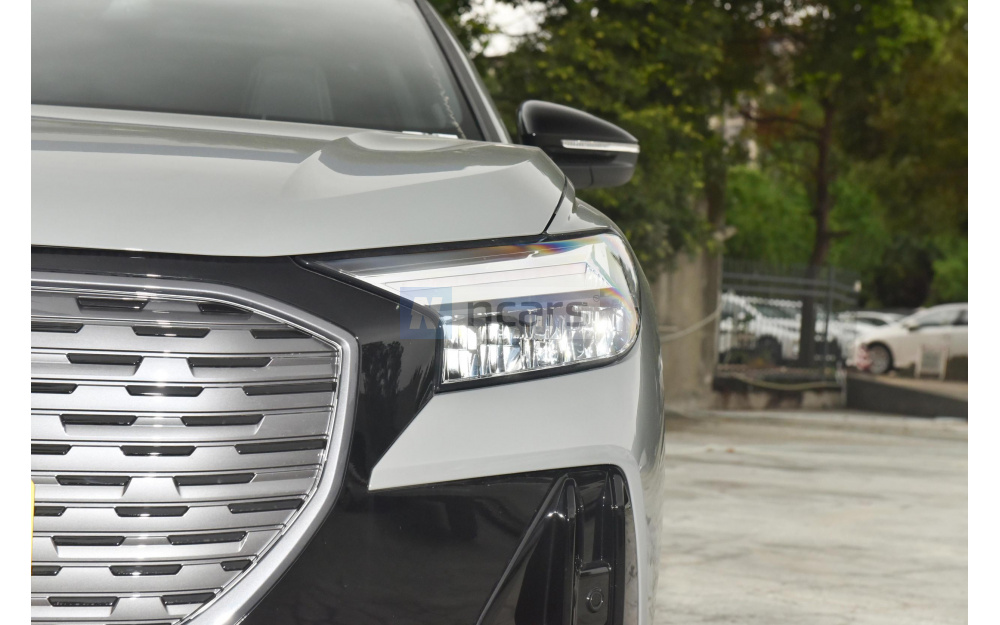 Q4 E-Tron - 10