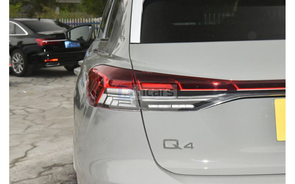 Q4 E-Tron - 11