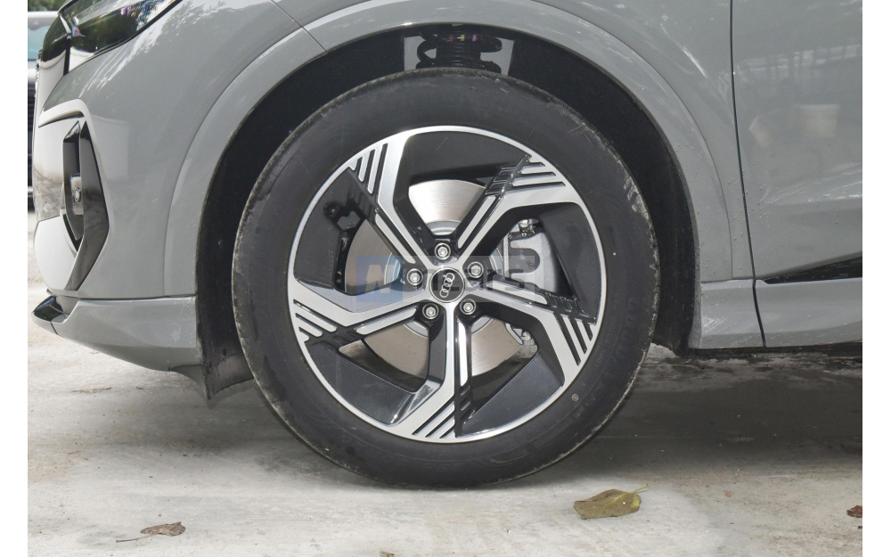 Q4 E-Tron - 9