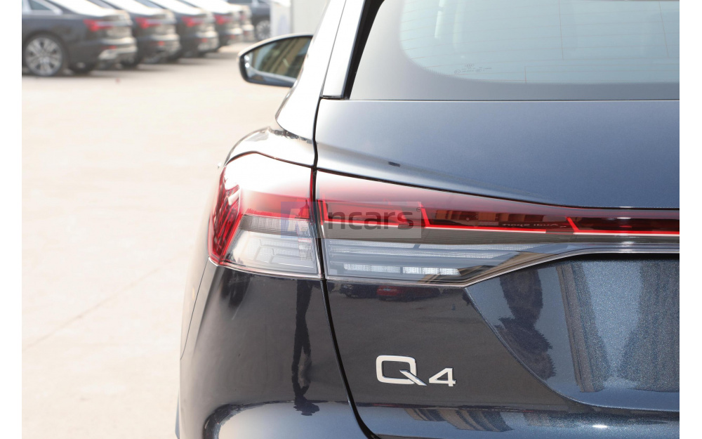 Q4 E-Tron - 11