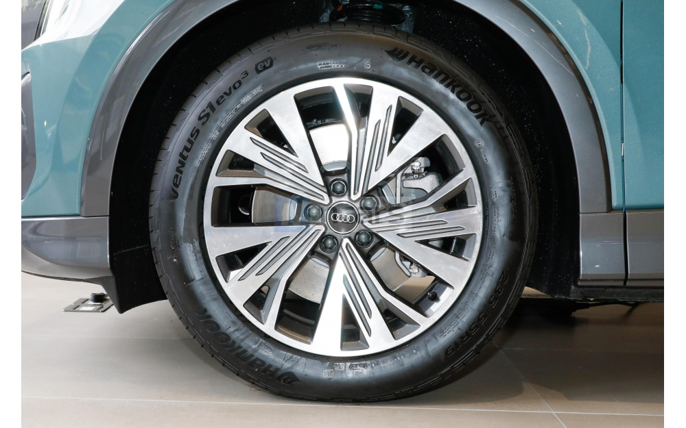 Q5 e-tron - 8