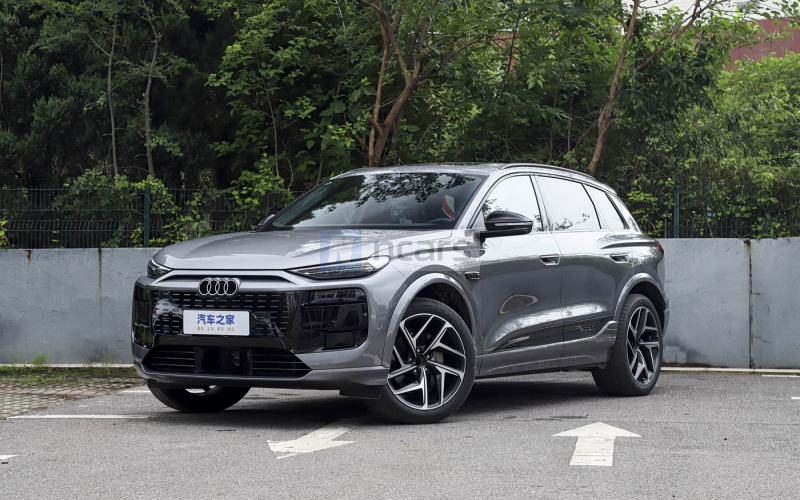 Audi Q6L e-tron фото спереду