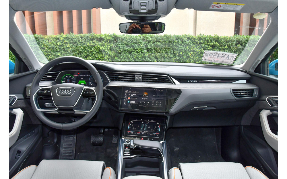e-tron - 17