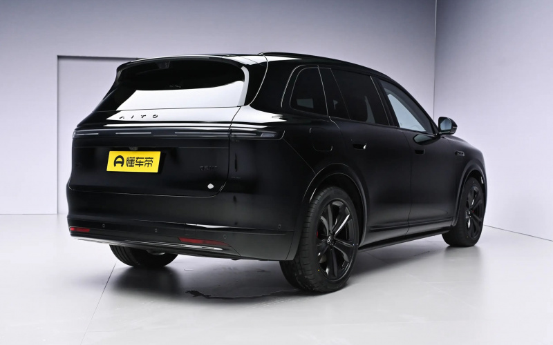 Aito M7 DM фото збоку