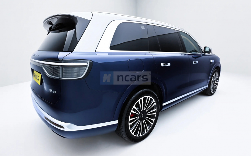 Aito M9 PHEV фото со стороны