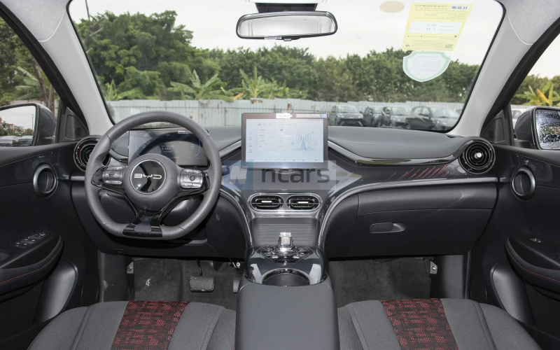 BYD E2 фото салона