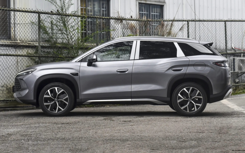 BYD Song L DM-i фото задній диван