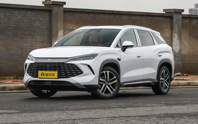 BYD Song L DM-i фото спереду