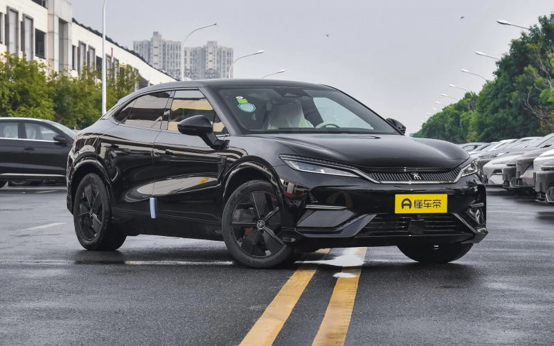 BYD Song L фото салону