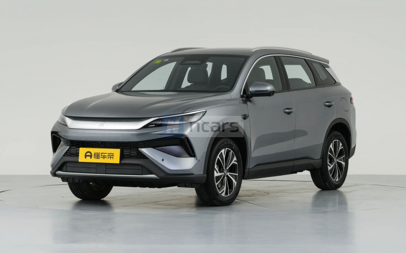BYD Song Pro DM-i фото спереди