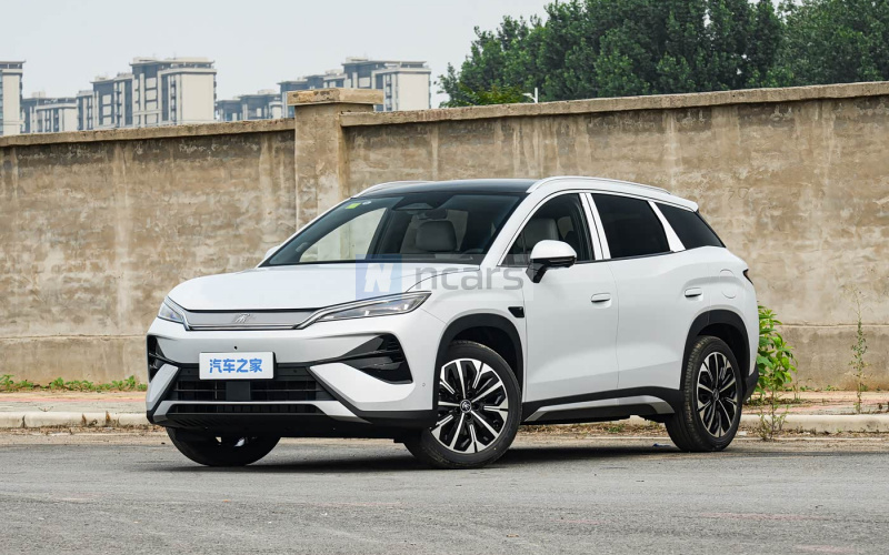 BYD Song Ultra DM-i фото спереди