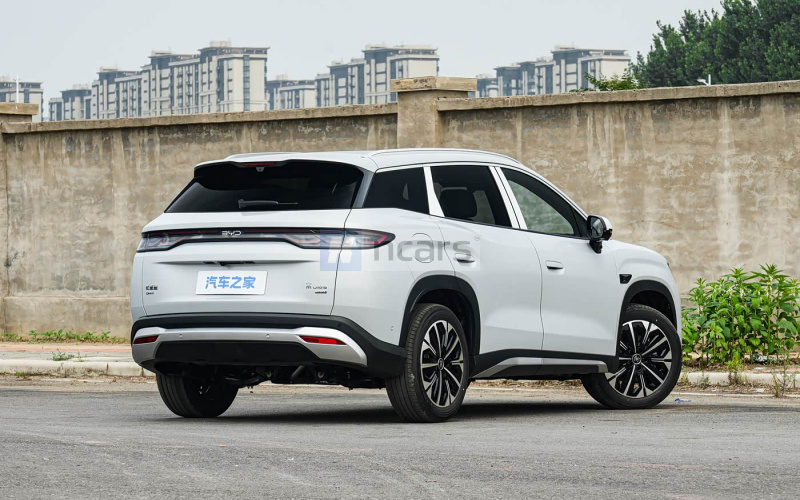 BYD Song Ultra DM-i фото со стороны