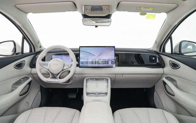 BYD Sea Lion 05 DM-i фото салону