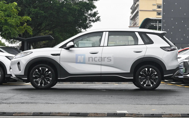 BYD Sea Lion 05 фото задний диван