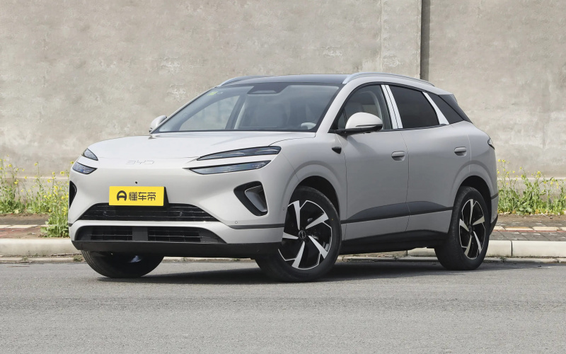 BYD Sea Lion 06 2026 фото спереду