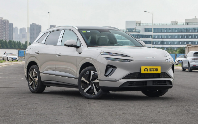 BYD SeaLion 06 DM фото салону