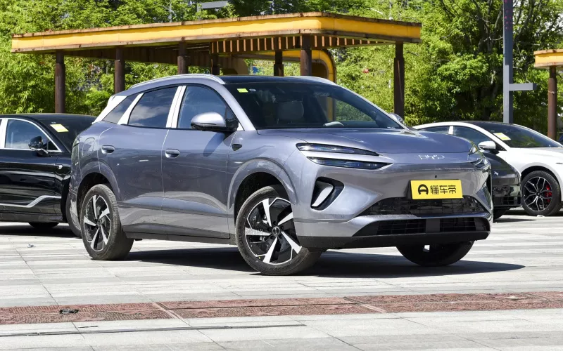 BYD SeaLion 06 фото салона