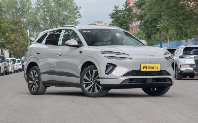 BYD SeaLion 06 фото салона