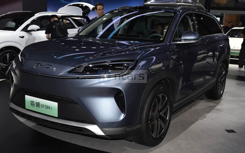 BYD Sea Lion 07 DM-i фото спереду