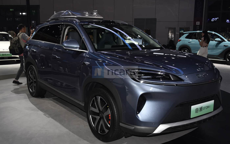 BYD Sea Lion 07 DM-i фото салону
