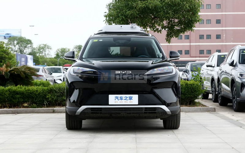 BYD Sea Lion 07 DM-i фото збоку
