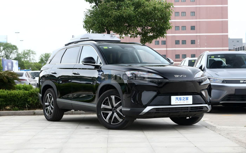 BYD Sea Lion 07 DM-i фото салону