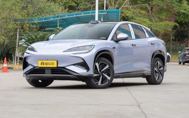 BYD Sea Lion 07 фото спереди