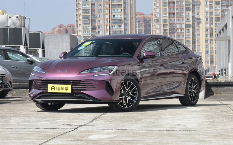 BYD Seal DM-i фото спереди