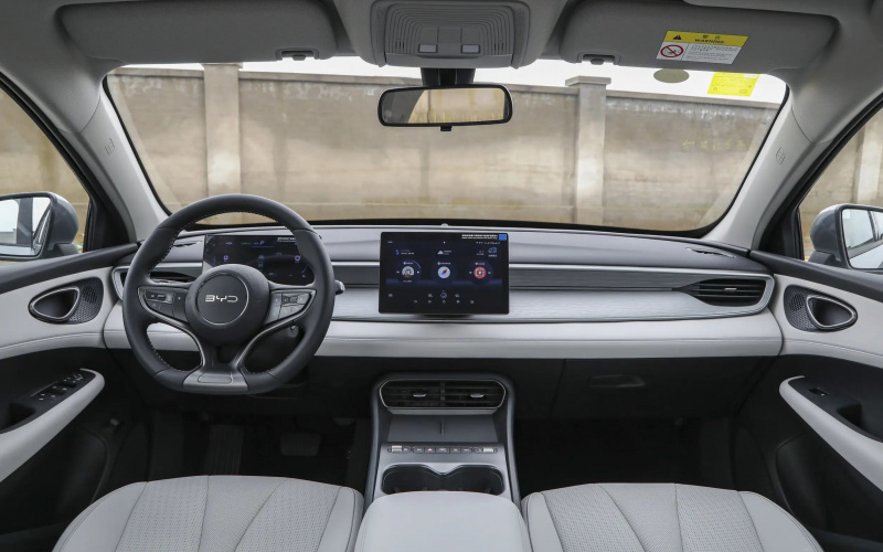 BYD Seal 05 DM-i фото салона